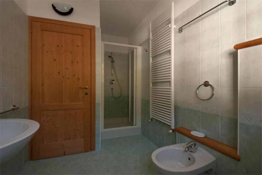 Residence Le Orchidee ボルミオ 部屋 写真